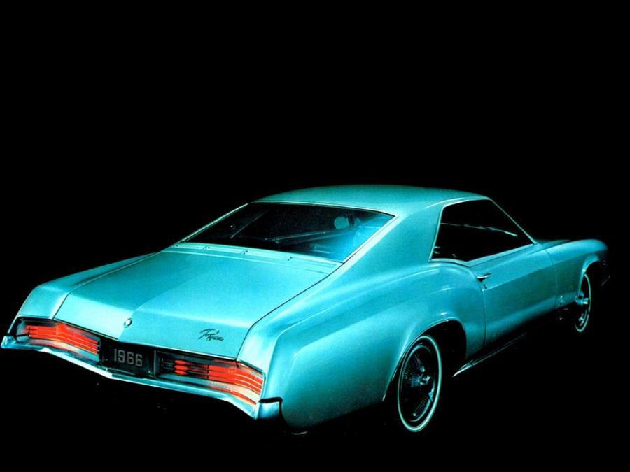  Buick Riviera 1966 года  (фото 7 из 8)